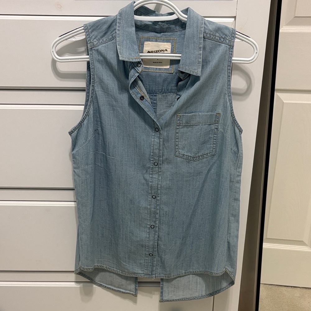 Arizona Jean Company Sleeveless Denim Top Size Small